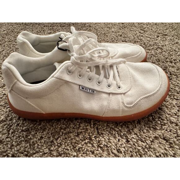 Whitin Wide Shoe White Gummy Sole NWOT - 10.5 - Picture 2 of 6